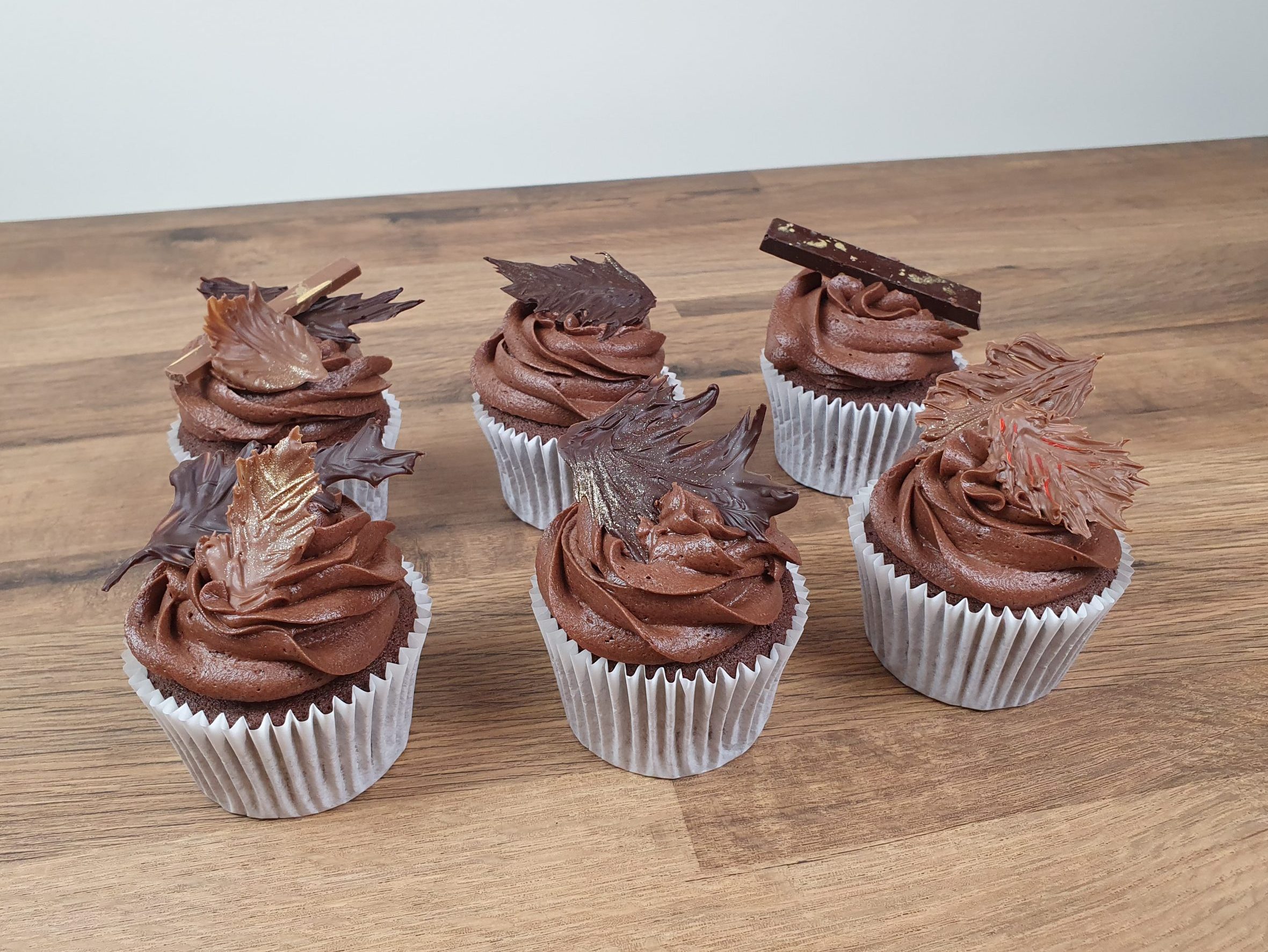 Autumn Leaves Cupcakes by RiceCakes